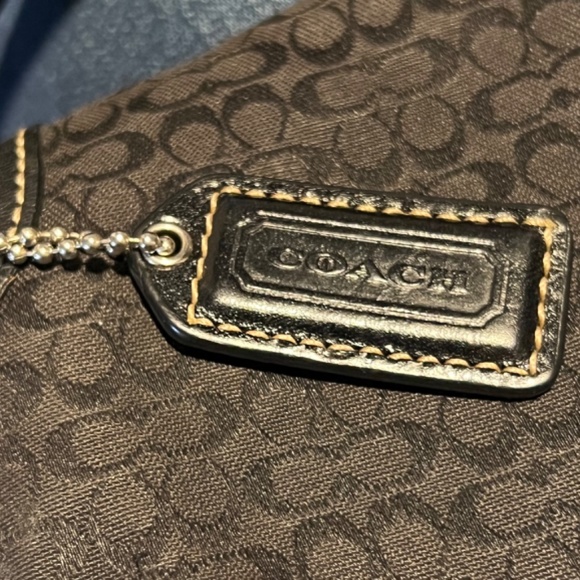 Coach Purse - great condition! - Picture 8 of 8